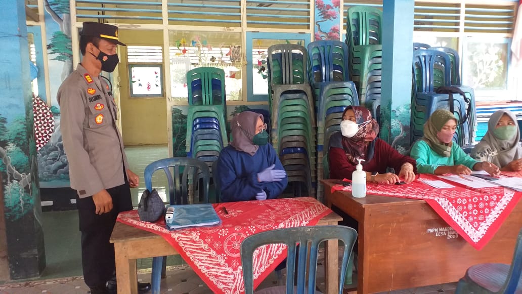 Vaksinasi Massal Di Balai Padukuhan Sindon